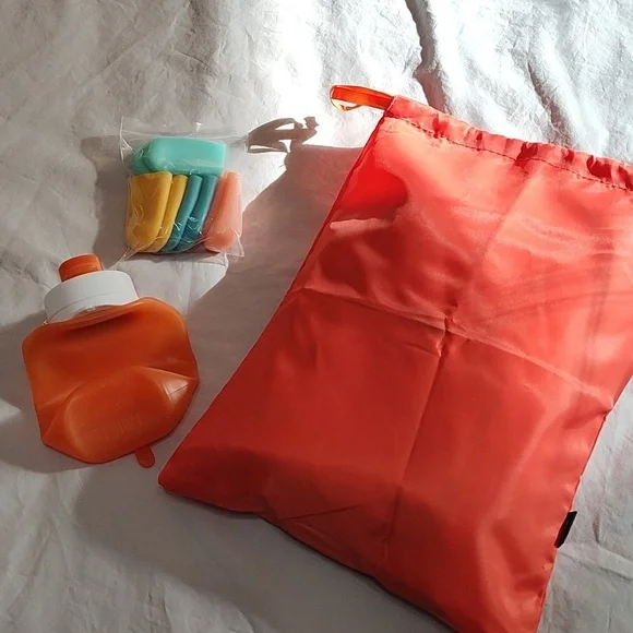 Packing Cubes Travel Bundle Collapsible Water Bottle & Silicone Bottle Covers - Picture 3 of 16